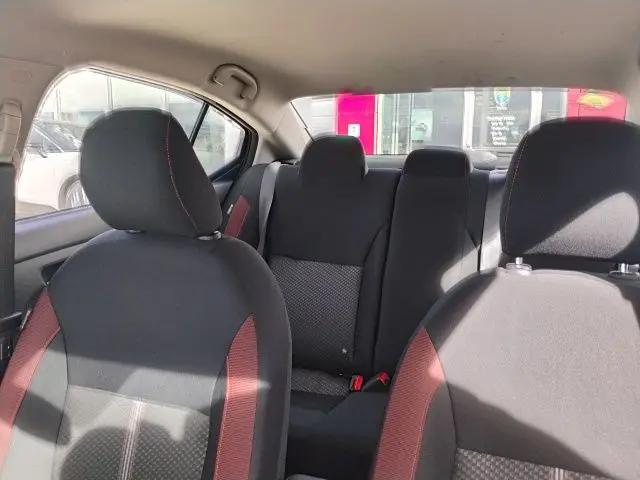 2025 Nissan Versa 1.6 SR