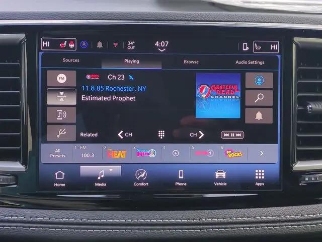 2026 Chrysler Pacifica Select