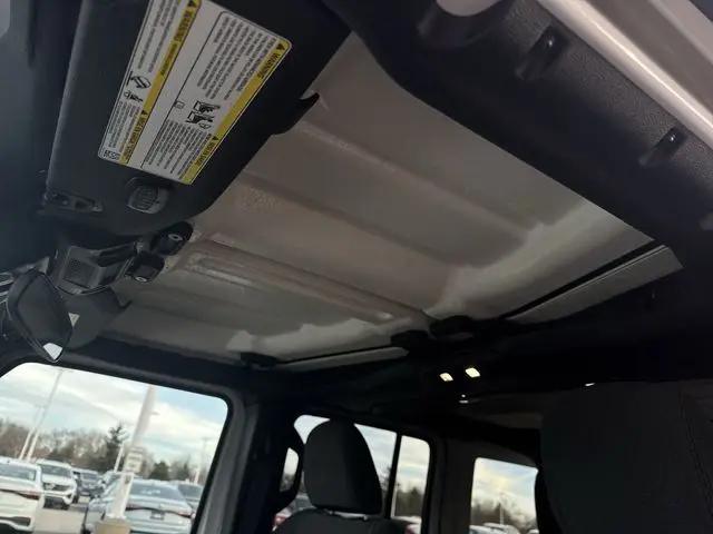 2024 Jeep Wrangler 4-Door Willys 4x4