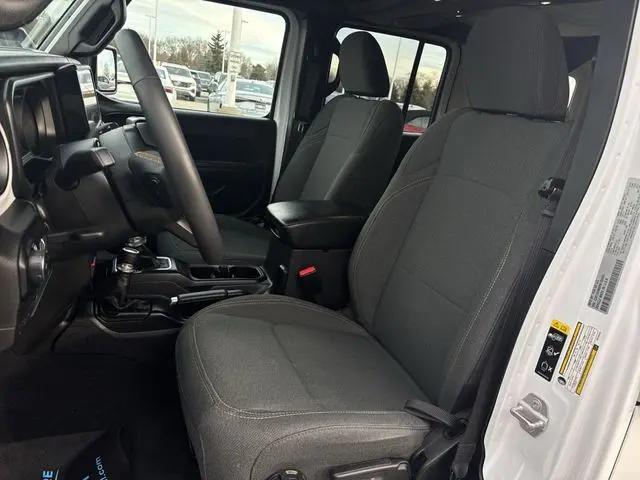 2024 Jeep Wrangler 4-Door Willys 4x4