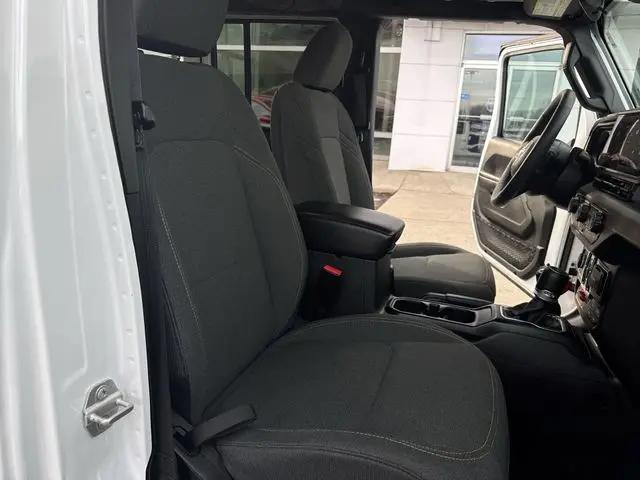 2024 Jeep Wrangler 4-Door Willys 4x4