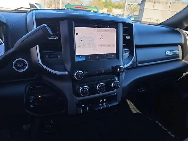 2024 Ram 3500 Big Horn Crew Cab 4x4 8' Box