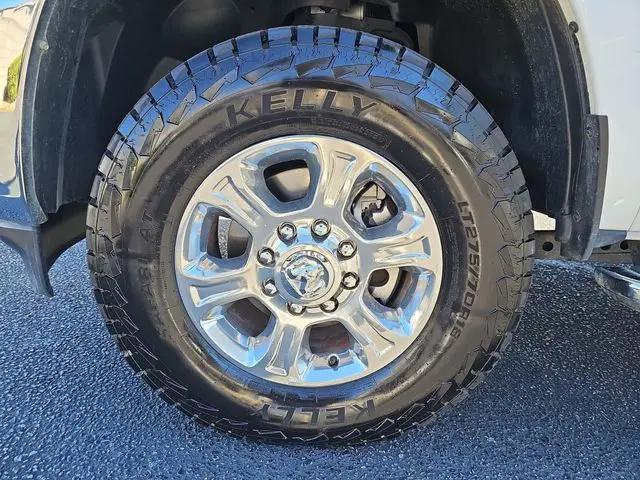 2024 Ram 3500 Big Horn Crew Cab 4x4 8' Box