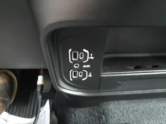 2023 Ram 3500 Tradesman Crew Cab 4x4 6'4" Box