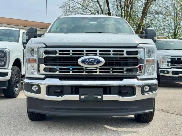 2026 Ford F-350 XLT
