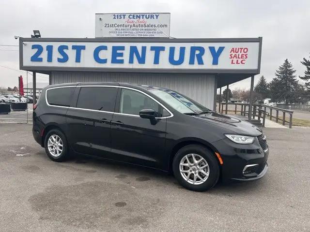 2023 Chrysler Pacifica Touring L for sale in Blackfoot, ID