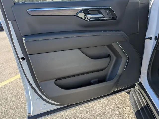 2026 Chevrolet Tahoe 4WD LS