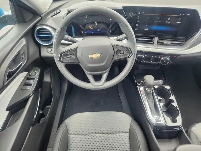 2026 Chevrolet Trax FWD LT