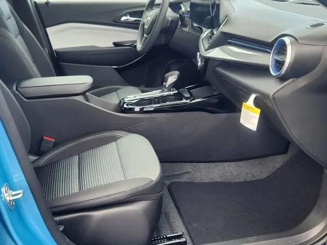 2026 Chevrolet Trax FWD LT