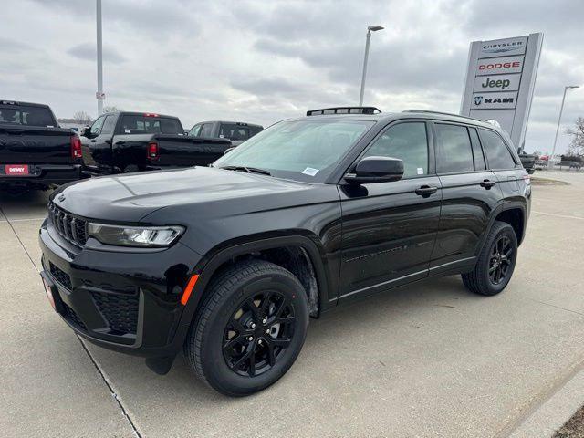 2026 Jeep Grand Cherokee Altitude 4x4