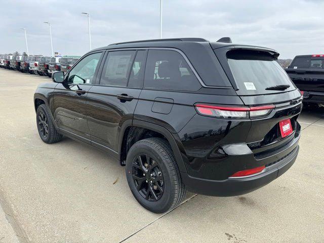 2026 Jeep Grand Cherokee Altitude 4x4