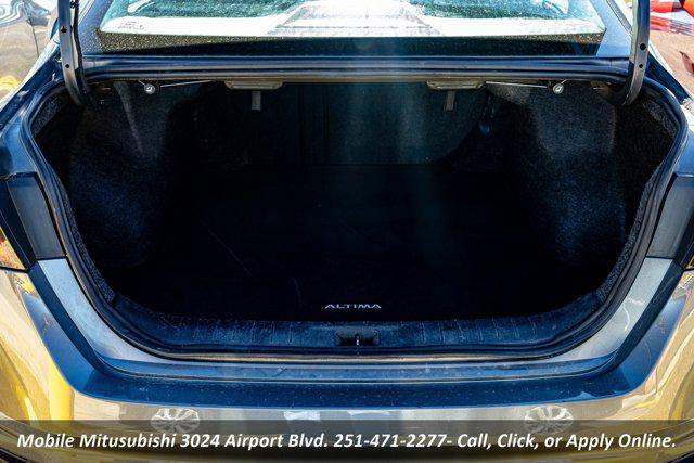 2024 Nissan Altima SV FWD