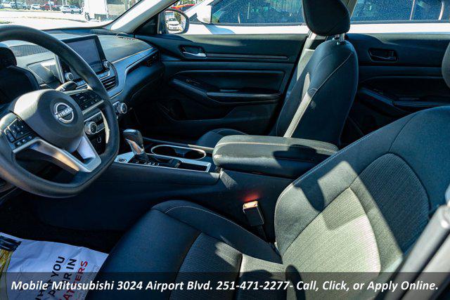 2024 Nissan Altima SV FWD