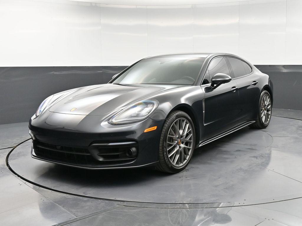 /2023 Porsche Panamera