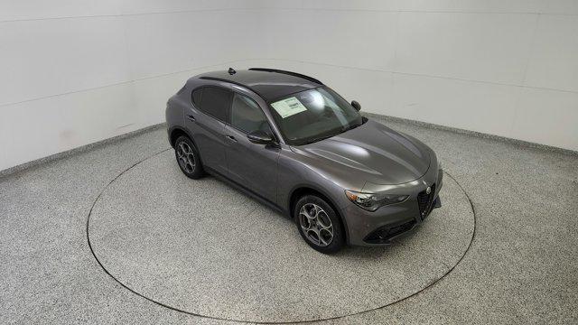 2025 Alfa Romeo Stelvio Sprint AWD