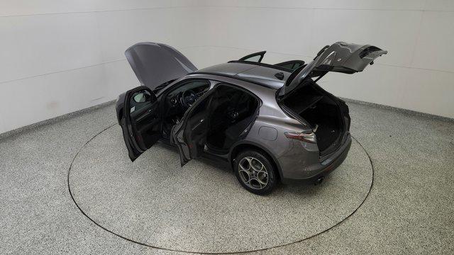 2025 Alfa Romeo Stelvio Sprint AWD