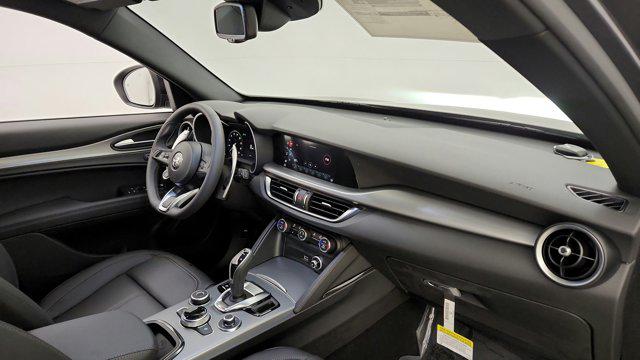2025 Alfa Romeo Stelvio Sprint AWD