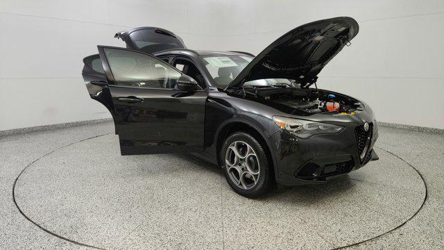 2025 Alfa Romeo Stelvio Sprint AWD