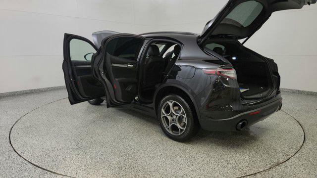 2025 Alfa Romeo Stelvio Sprint AWD