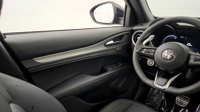 2025 Alfa Romeo Stelvio Sprint AWD