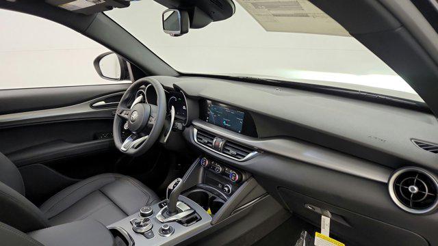 2025 Alfa Romeo Stelvio Sprint AWD