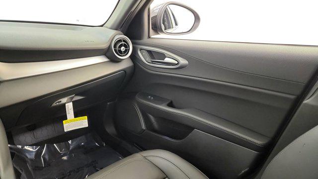 2025 Alfa Romeo Giulia AWD