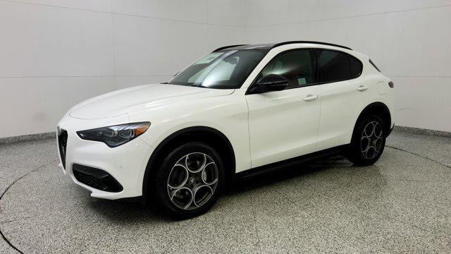 2025 Alfa Romeo Stelvio Sprint AWD