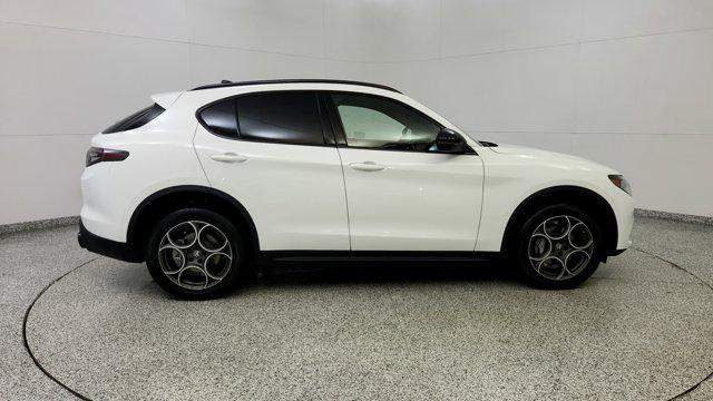 2025 Alfa Romeo Stelvio Sprint AWD