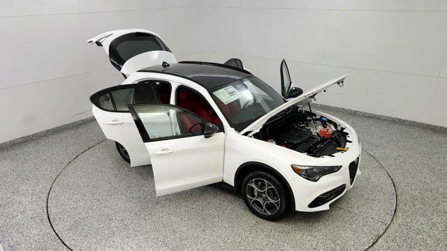 2025 Alfa Romeo Stelvio Sprint AWD
