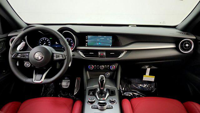 2025 Alfa Romeo Stelvio Sprint AWD
