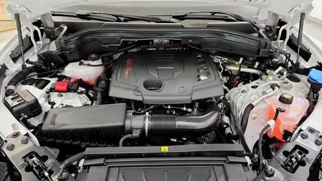 2025 Alfa Romeo Stelvio Sprint AWD
