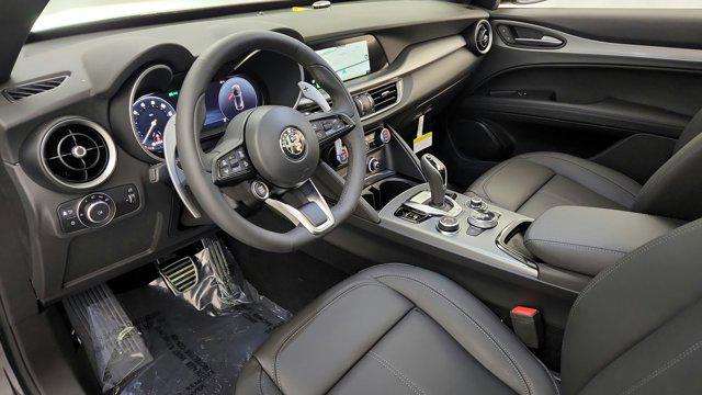 2025 Alfa Romeo Stelvio Sprint AWD