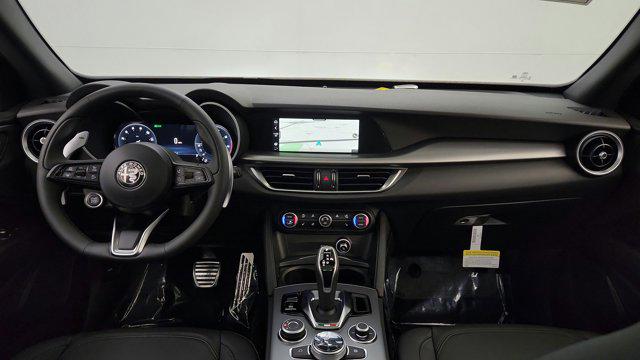 2025 Alfa Romeo Stelvio Sprint AWD