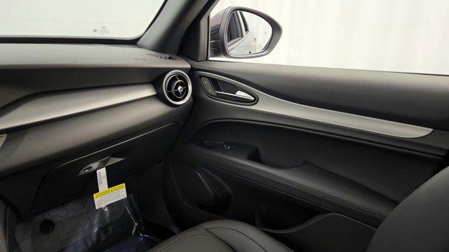 2025 Alfa Romeo Stelvio Sprint AWD