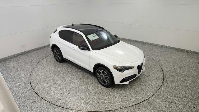 2025 Alfa Romeo Stelvio Sprint AWD