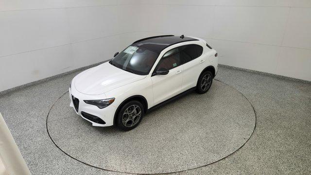 2025 Alfa Romeo Stelvio Sprint AWD