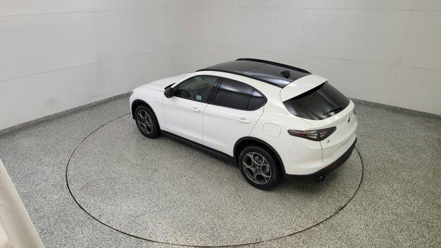 2025 Alfa Romeo Stelvio Sprint AWD