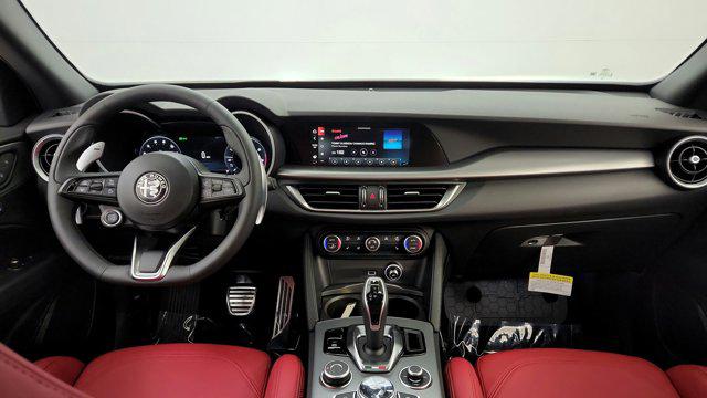 2025 Alfa Romeo Stelvio Sprint AWD
