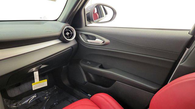 2025 Alfa Romeo Giulia AWD