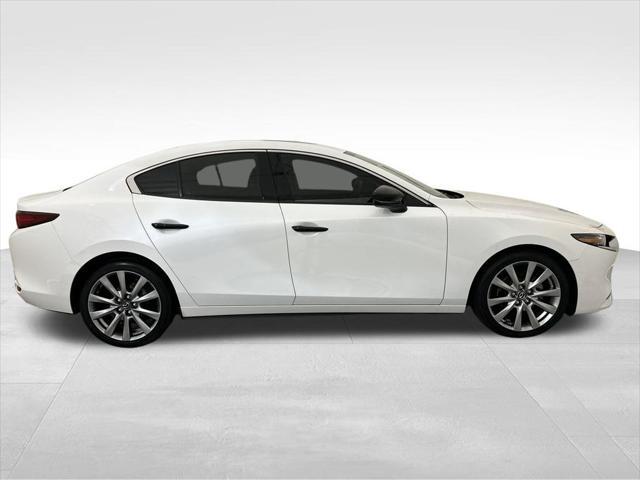 2022 Mazda Mazda3 Premium
