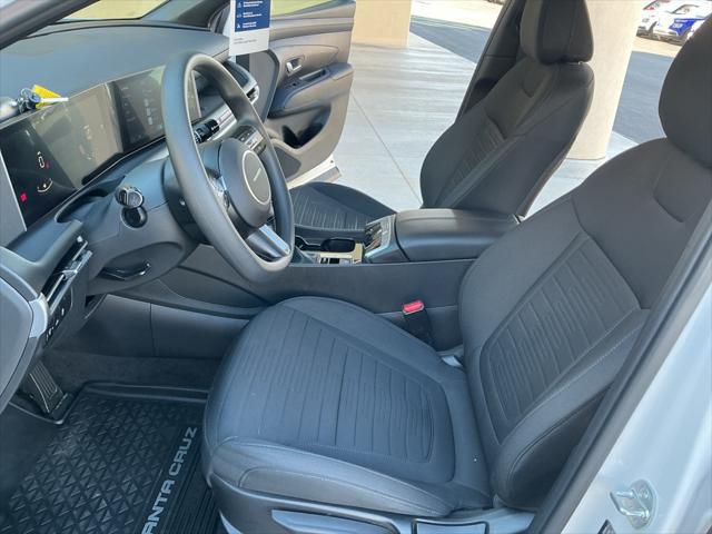 2025 Hyundai Santa Cruz SE