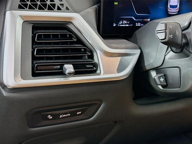 2025 BMW X5 xDrive50e