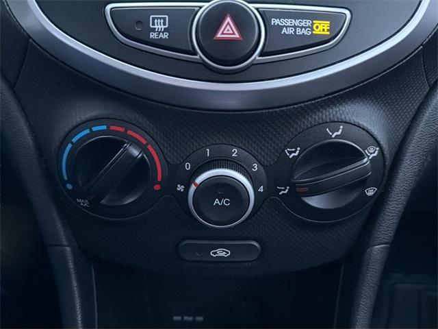 2012 Hyundai Accent GS