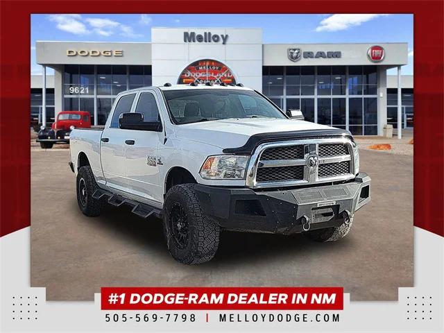 2017 RAM 3500 Tradesman Crew Cab 4x4 64 Box