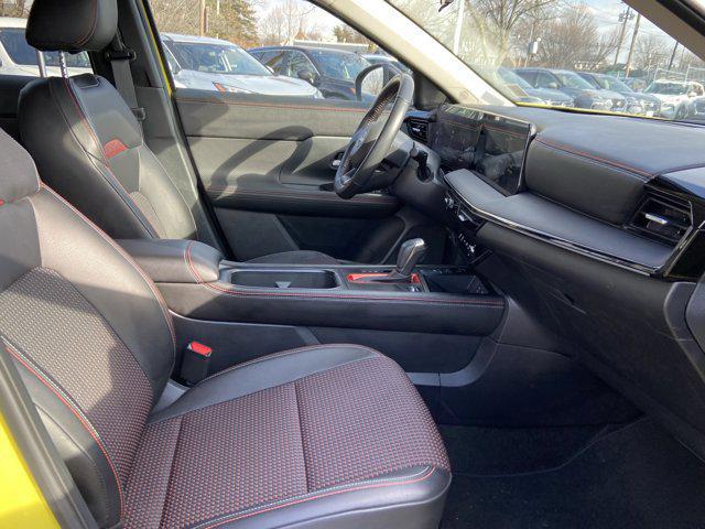 2025 Nissan Kicks SR Intelligent AWD