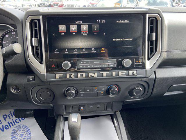 2025 Nissan Frontier Crew Cab SV 4x2