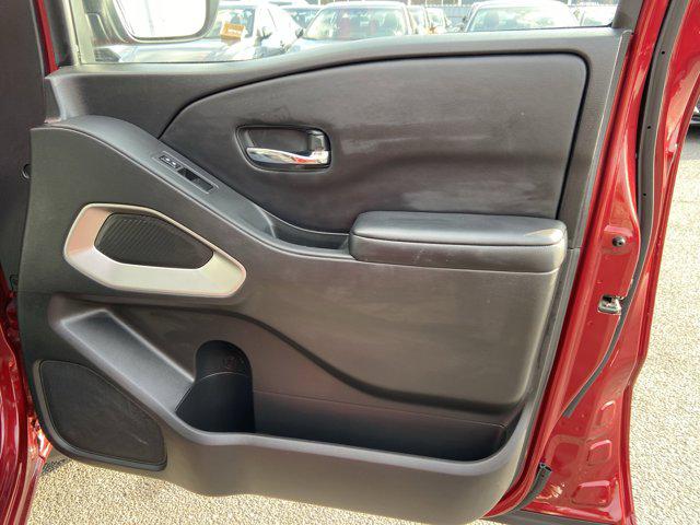 2025 Nissan Frontier Crew Cab SV 4x2