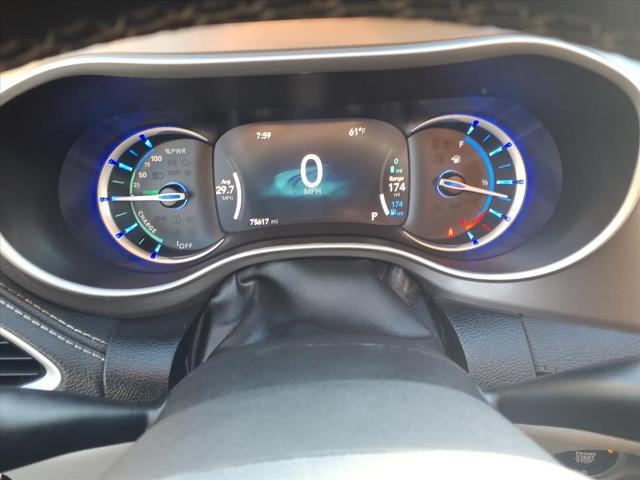 2023 Chrysler Pacifica Hybrid Touring L