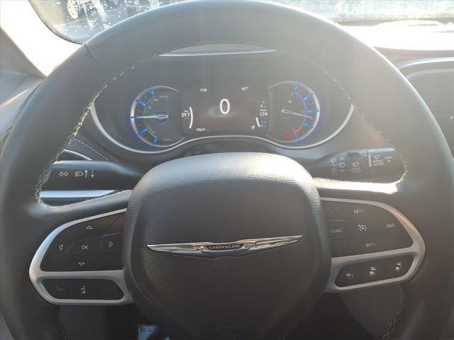 2023 Chrysler Pacifica Hybrid Touring L