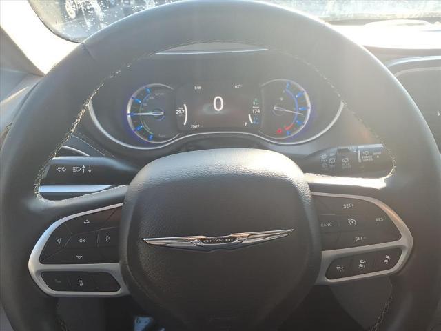 2023 Chrysler Pacifica Hybrid Touring L